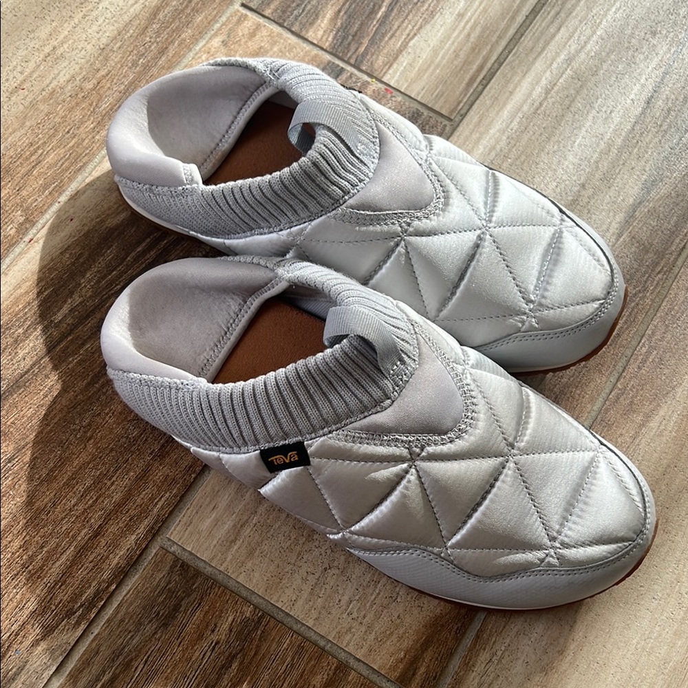 TEVA ReEmber SLIP ON SILVER